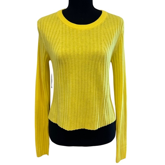 Babaton Sweaters - NWT Babaton Royal Yellow Nathaniel Sweater Size M